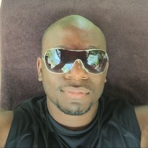 Meet your Posher, Eric